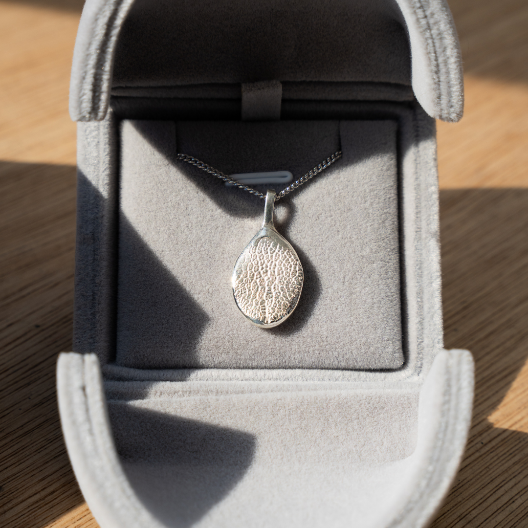 Snoetjes Oval Pendant-thumbmail-7